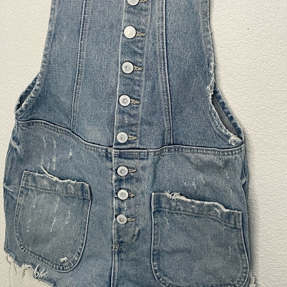 Tularosa overall shorts sz medium “Rachel” Light Blue Denim color Maui - Picture 3 of 9